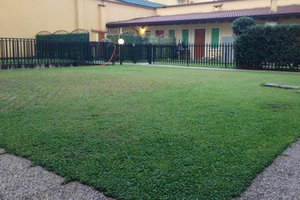 Appartement La Casa Di Davide Con Giardino E Garage à Vérone Extérieur photo