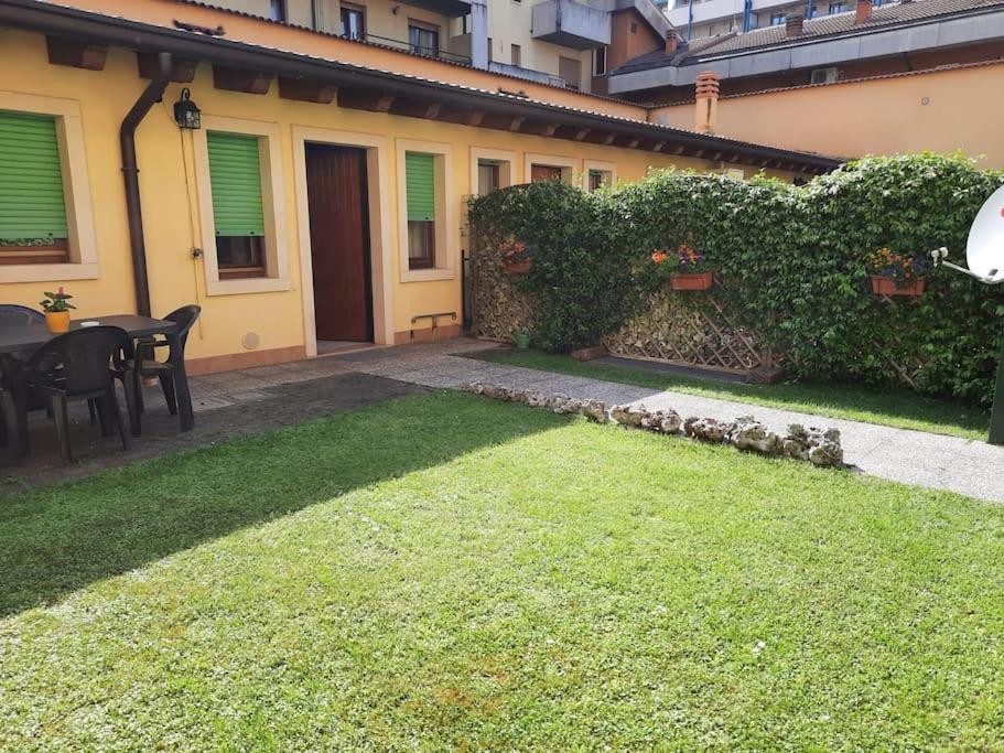 Appartement La Casa Di Davide Con Giardino E Garage à Vérone Extérieur photo