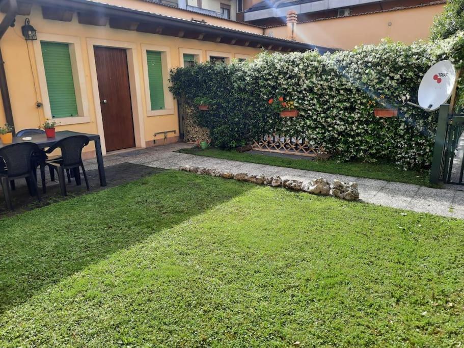 Appartement La Casa Di Davide Con Giardino E Garage à Vérone Extérieur photo